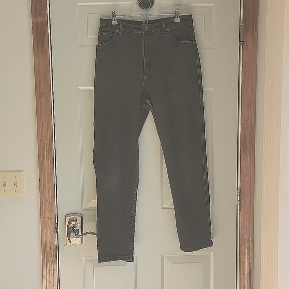 Riders by Lee Denim - Rider's Women's 12 M Black Jeans, 4 Pockets and a Mini Pocket, 5 Belt Loops